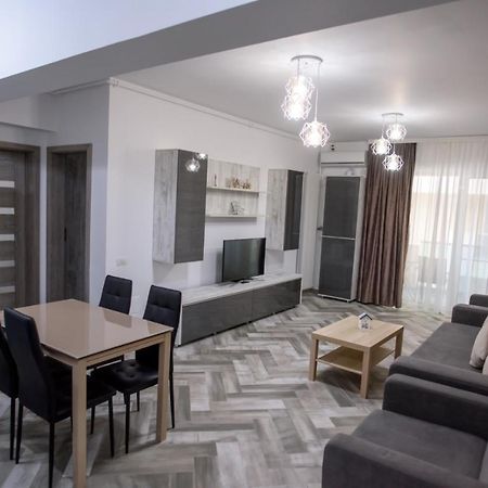 C&Y Zev Apartments Mamaia Εξωτερικό φωτογραφία