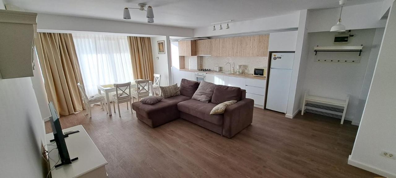C&Y Zev Apartments Mamaia Εξωτερικό φωτογραφία