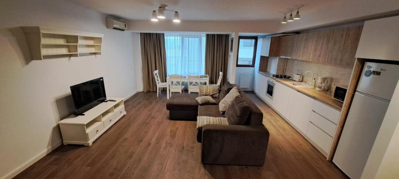 C&Y Zev Apartments Mamaia Εξωτερικό φωτογραφία