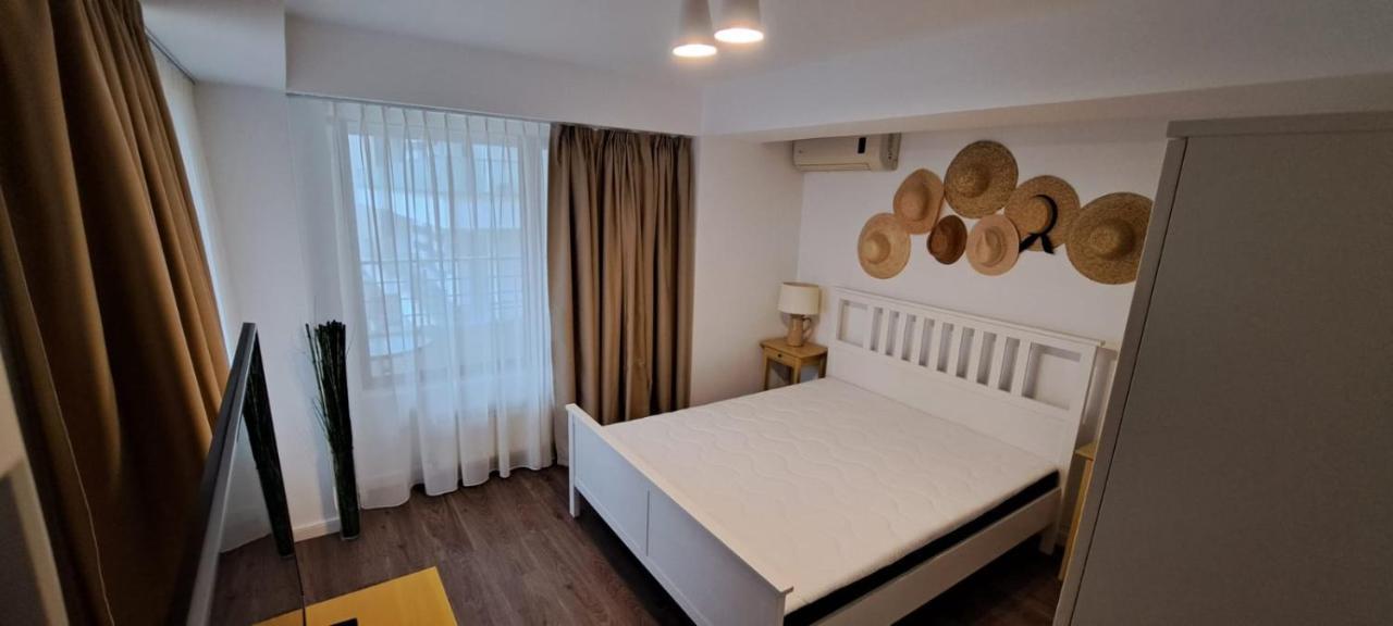C&Y Zev Apartments Mamaia Εξωτερικό φωτογραφία