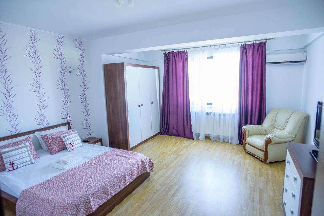 C&Y Zev Apartments Mamaia Εξωτερικό φωτογραφία
