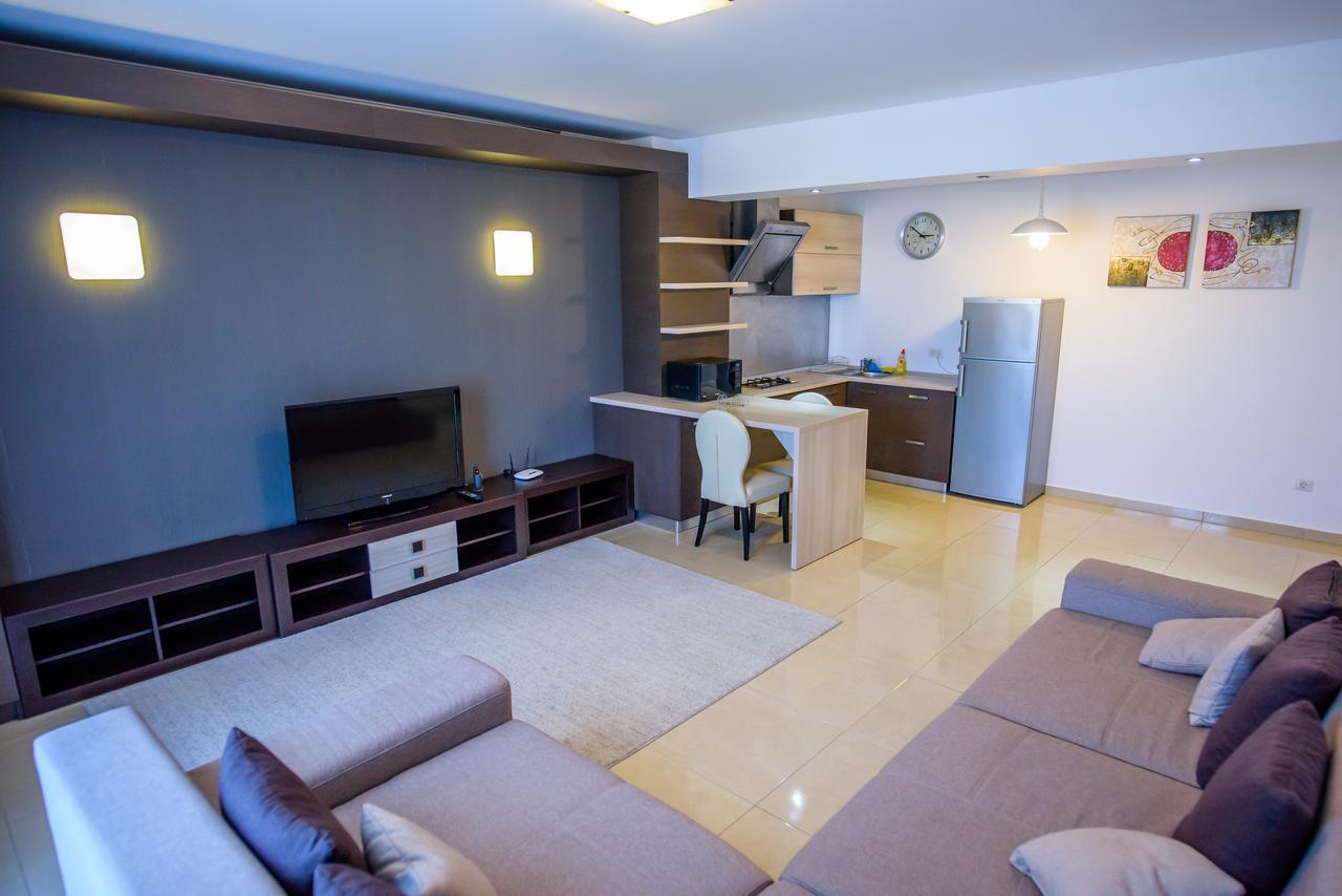 C&Y Zev Apartments Mamaia Εξωτερικό φωτογραφία
