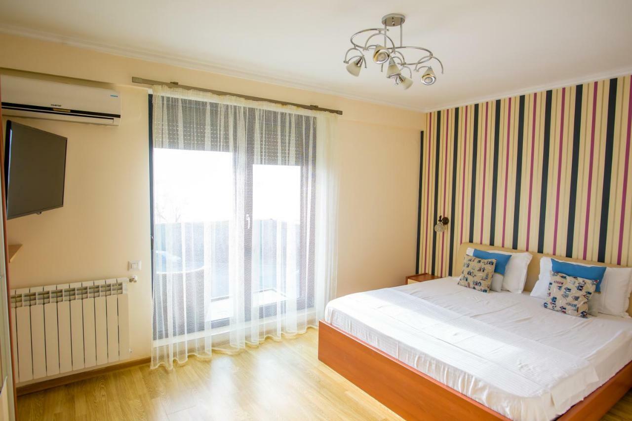 C&Y Zev Apartments Mamaia Εξωτερικό φωτογραφία