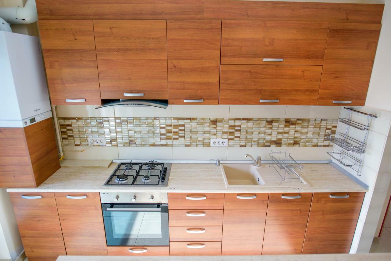 C&Y Zev Apartments Mamaia Εξωτερικό φωτογραφία